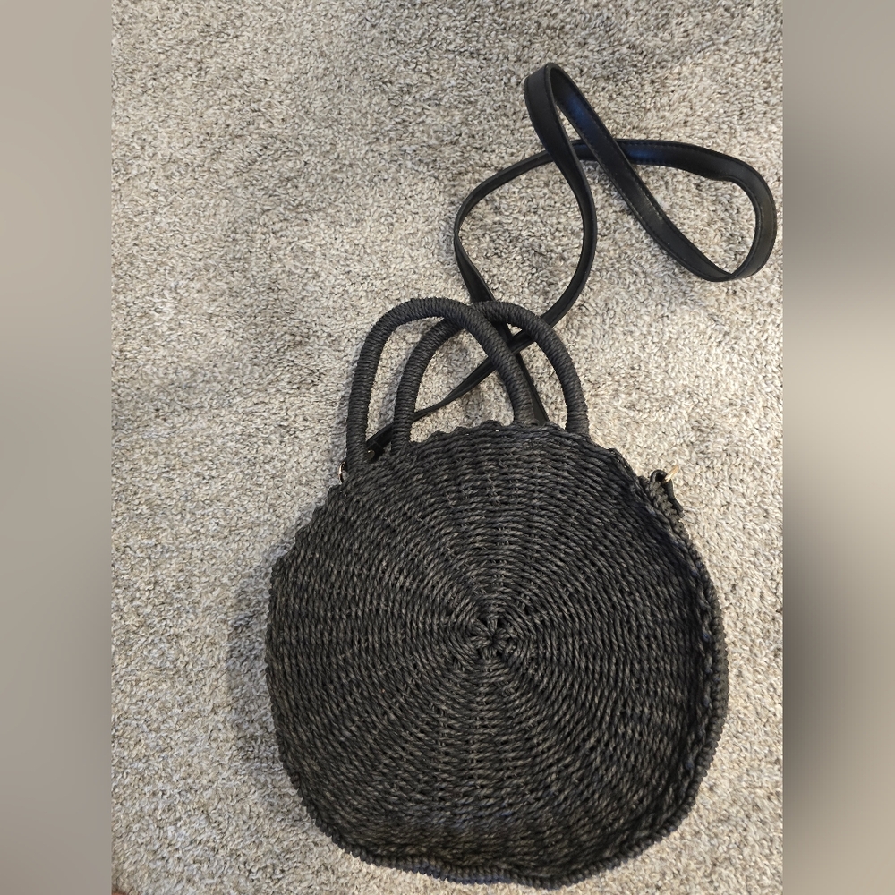 Elegant Black Woven Women's Bag